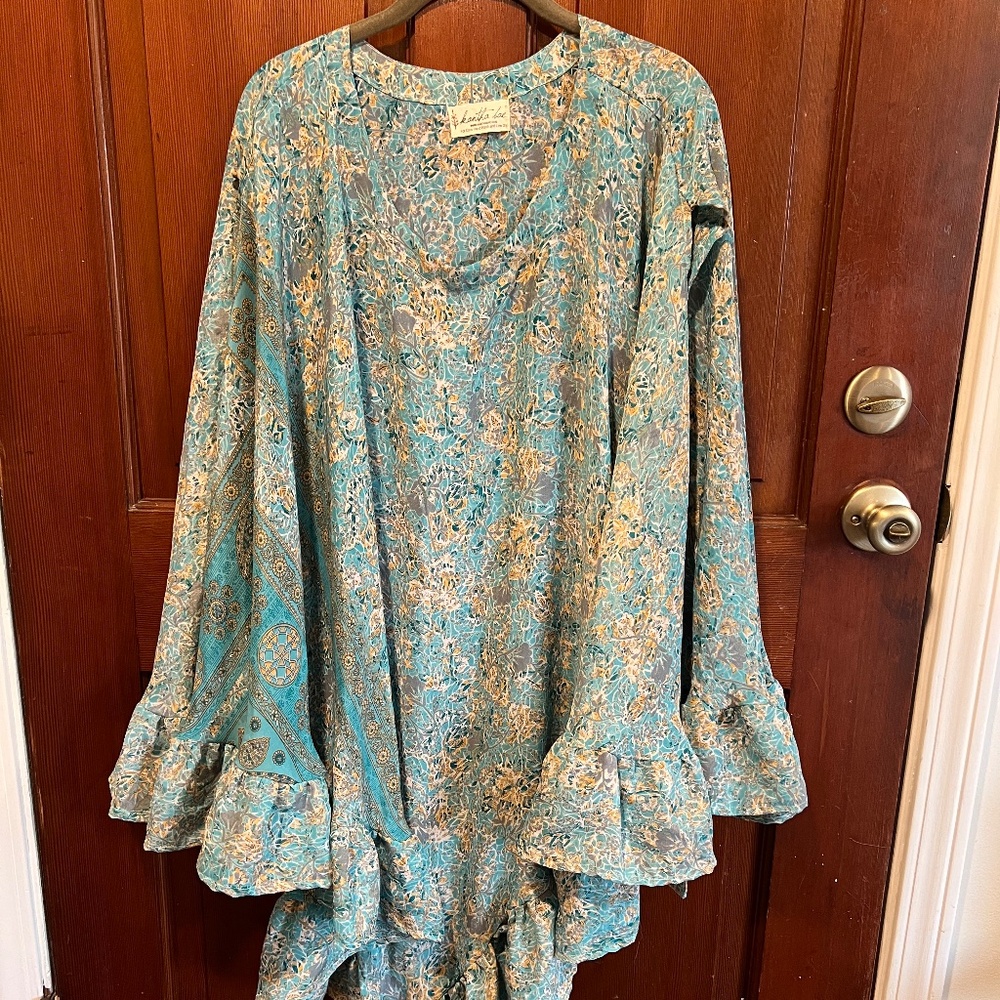 Kantha Bae Turquoise Cape - Silky feel